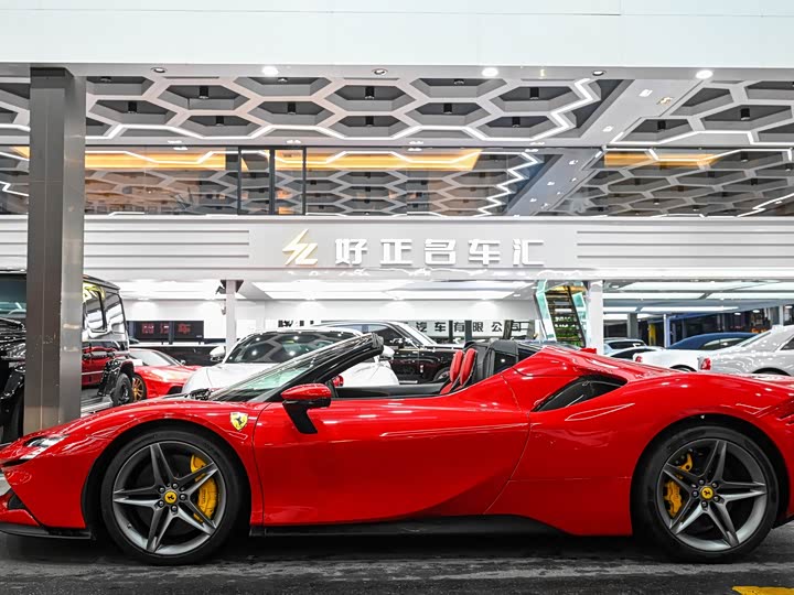 Фото 3 - Ferrari SF90