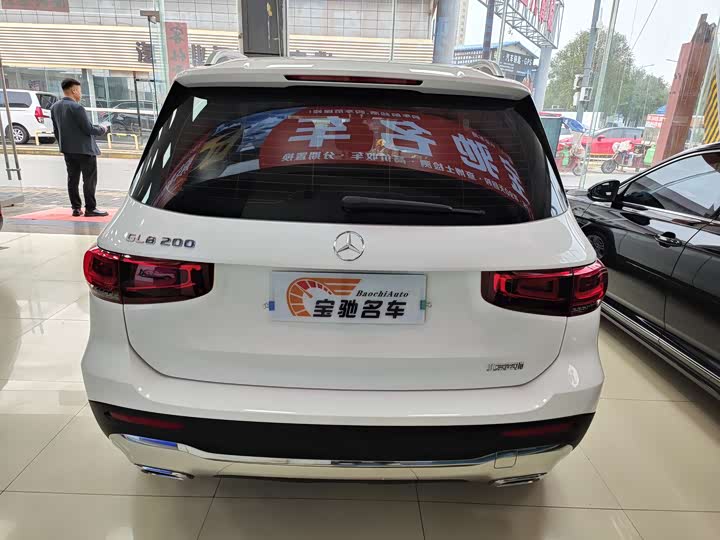 Фото 14 - Mercedes-Benz GLB-Class