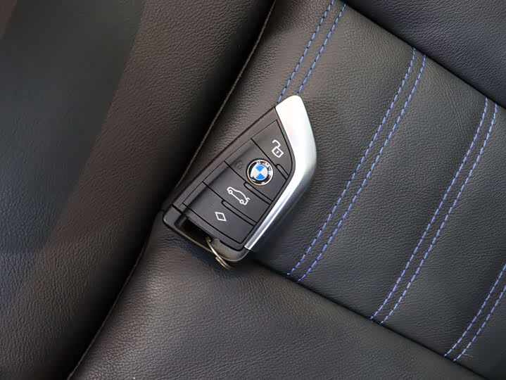 Фото 14 - BMW X3