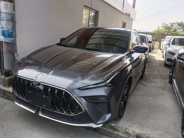 Фото 1 - MG Motor 5 Scorpio