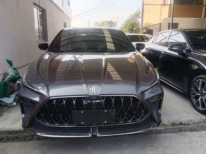 Фото 2 - MG Motor 5 Scorpio