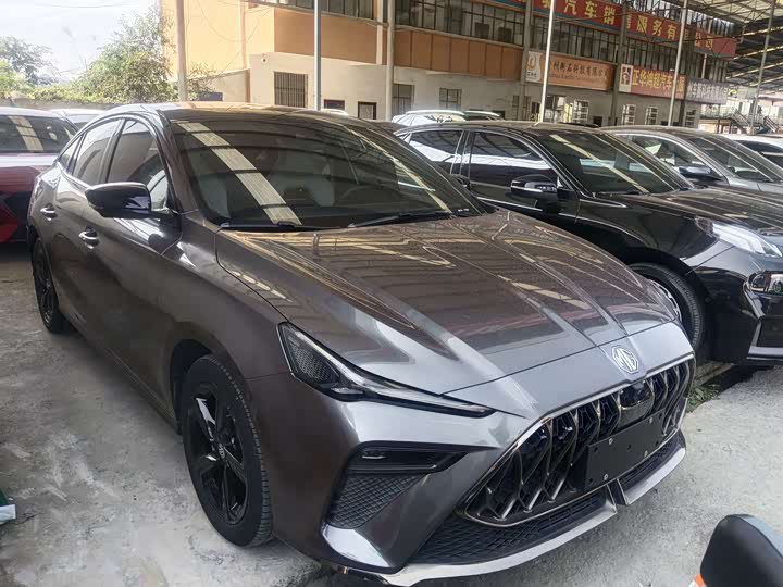 Фото 3 - MG Motor 5 Scorpio