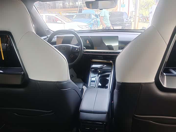 Фото 7 - MG Motor 5 Scorpio