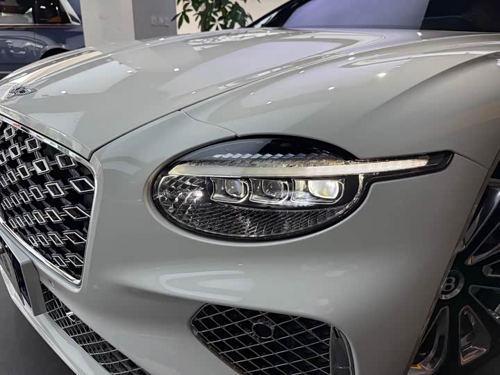 Фото 11 - Bentley Continental GT Hybrid