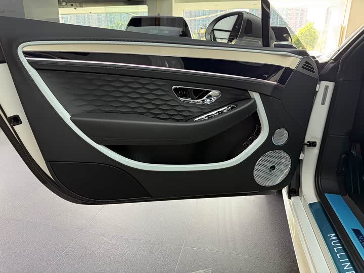 Фото 16 - Bentley Continental GT Hybrid