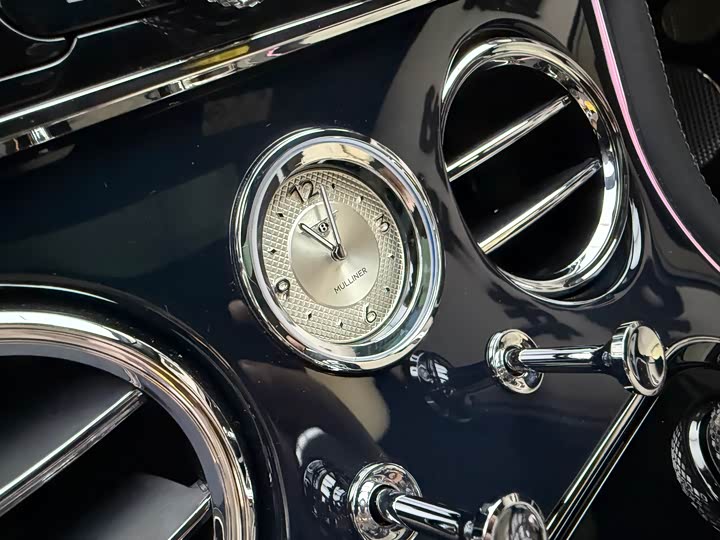 Фото 19 - Bentley Continental GT Hybrid