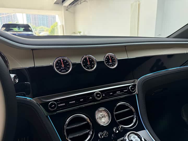 Фото 22 - Bentley Continental GT Hybrid