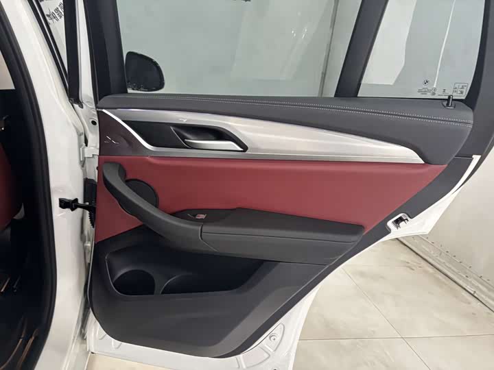 Фото 23 - BMW X4