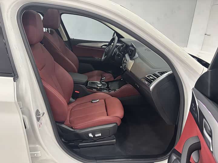 Фото 26 - BMW X4