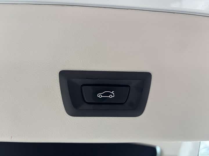 Фото 29 - BMW X4