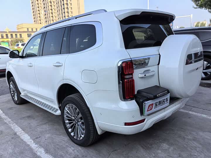 Фото 6 - Tank 500 Hybrid