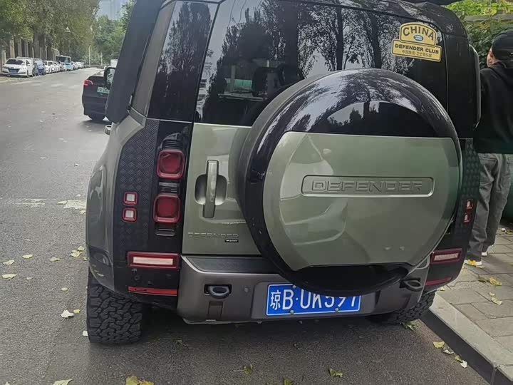 Фото 2 - Land Rover Defender