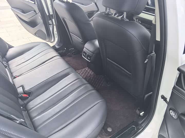 Фото 12 - Mazda Atenza