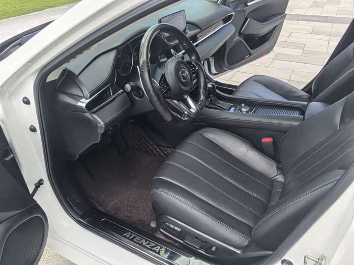 Фото 9 - Mazda Atenza