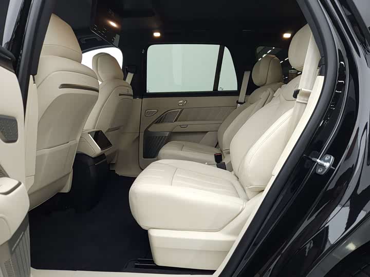 Фото 9 - Nio Onvo L90