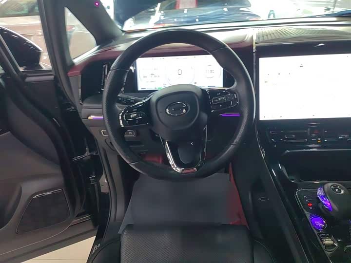 Фото 11 - GAC Trumpchi M8