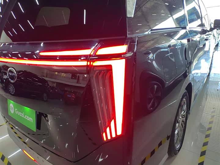 Фото 8 - GAC Trumpchi M8