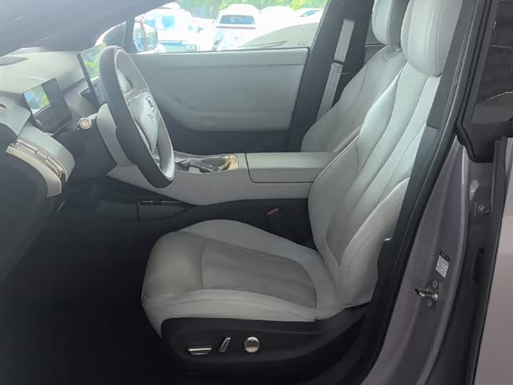 Фото 6 - XPeng F57