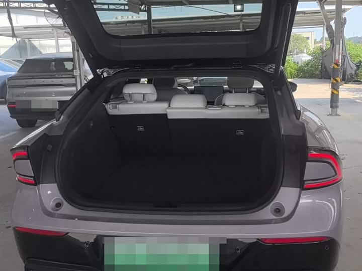 Фото 9 - XPeng F57