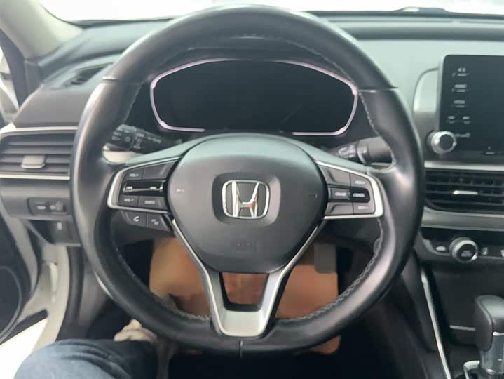 Фото 3 - Honda Accord