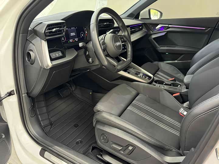 Фото 5 - Audi A3