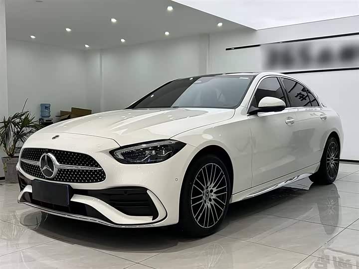 Фото 1 - Mercedes-Benz C-Class