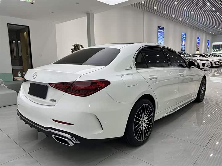 Фото 11 - Mercedes-Benz C-Class