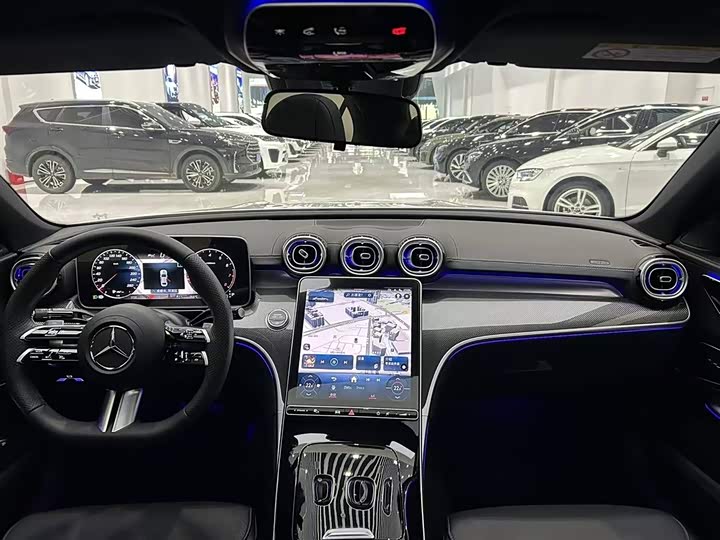 Фото 12 - Mercedes-Benz C-Class