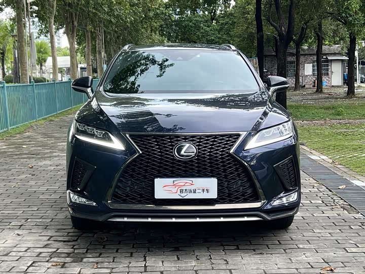 Фото 2 - Lexus RX