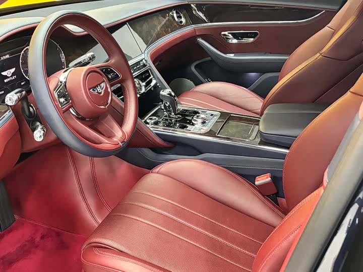 Фото 10 - Bentley Flying Spur