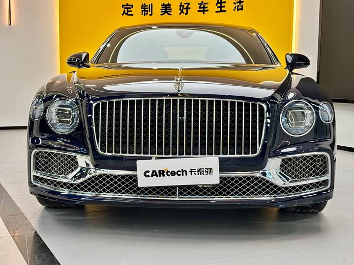 Фото 2 - Bentley Flying Spur