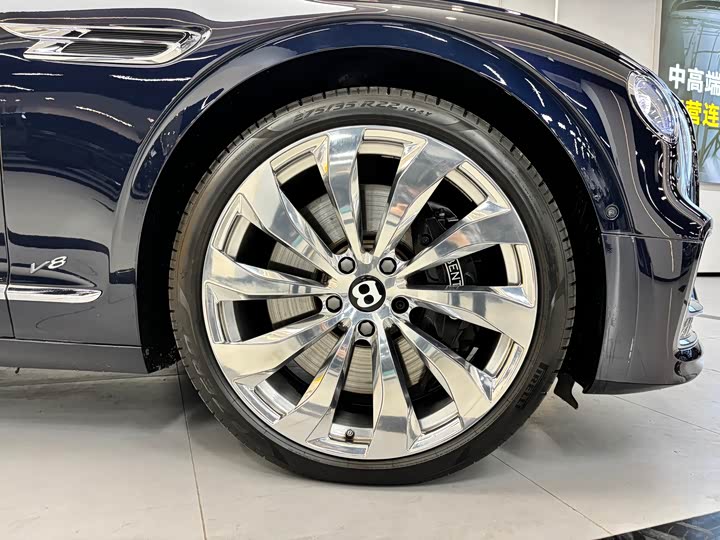 Фото 23 - Bentley Flying Spur