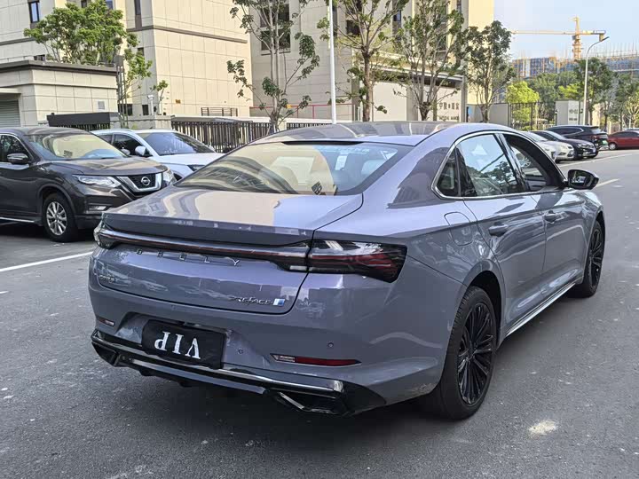 Фото 12 - Geely Preface L