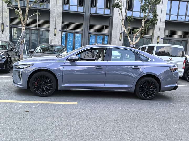 Фото 4 - Geely Preface L