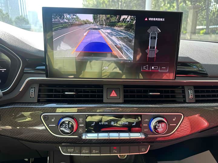 Фото 17 - Audi S4