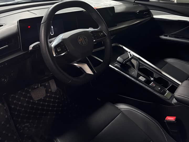 Фото 7 - MG Motor 5 Scorpio