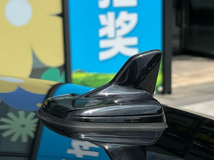 Фото 25 - Audi A6L