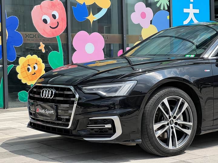 Фото 26 - Audi A6L