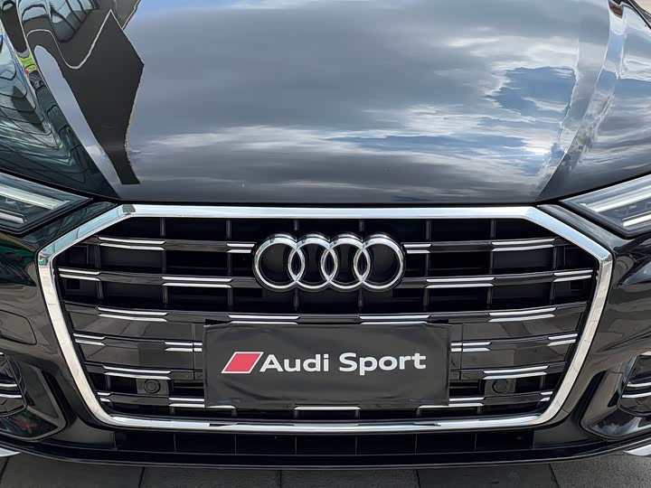 Фото 28 - Audi A6L