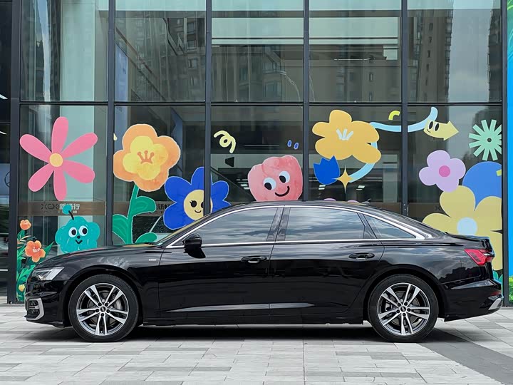 Фото 3 - Audi A6L