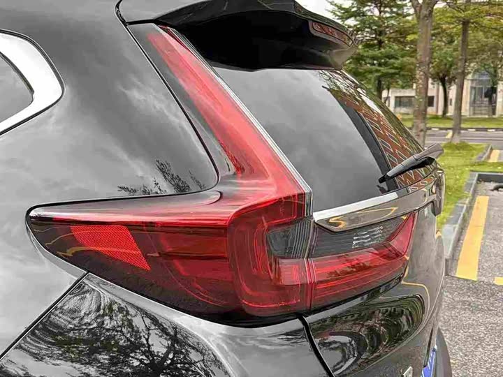 Фото 12 - Honda CR-V