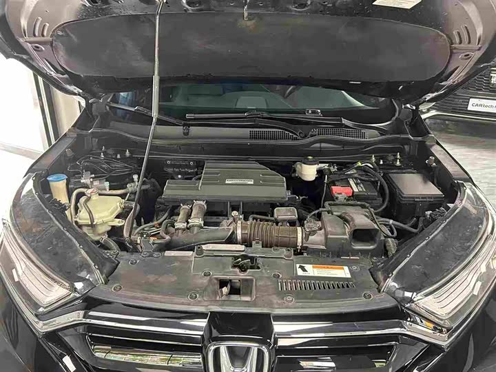 Фото 18 - Honda CR-V