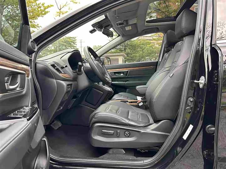 Фото 7 - Honda CR-V