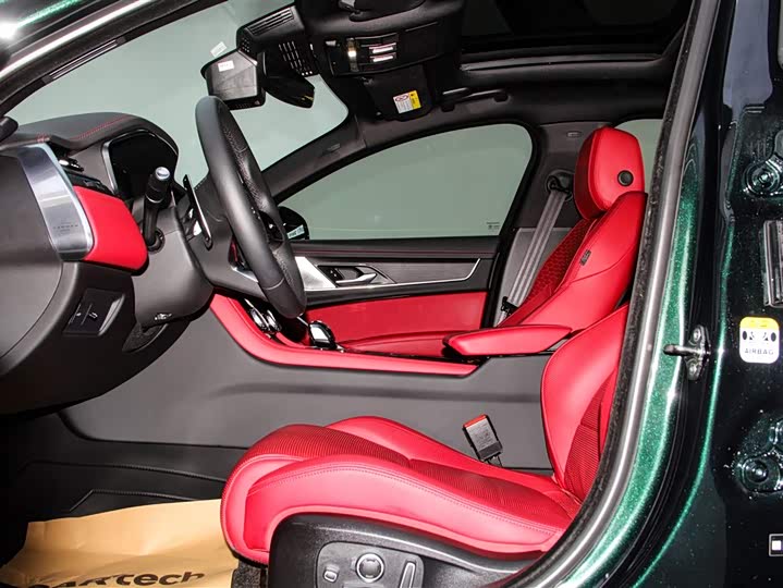 Фото 23 - Jaguar XF L