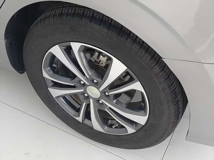 Фото 10 - Changan Eado Plus