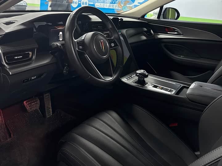 Фото 4 - Hongqi H5