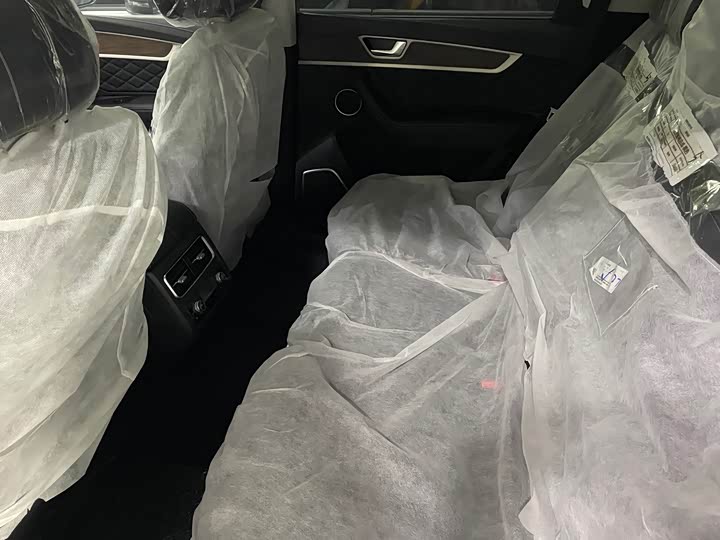 Фото 4 - Hongqi HS7