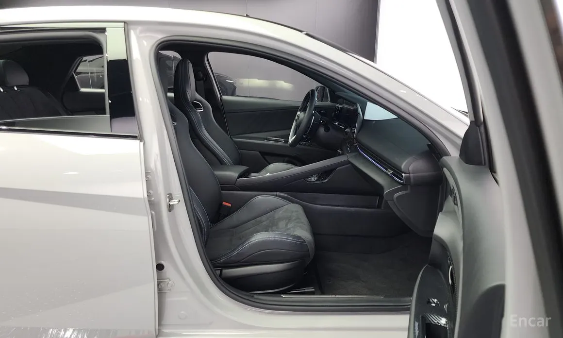 Фото 10 - Hyundai Avante