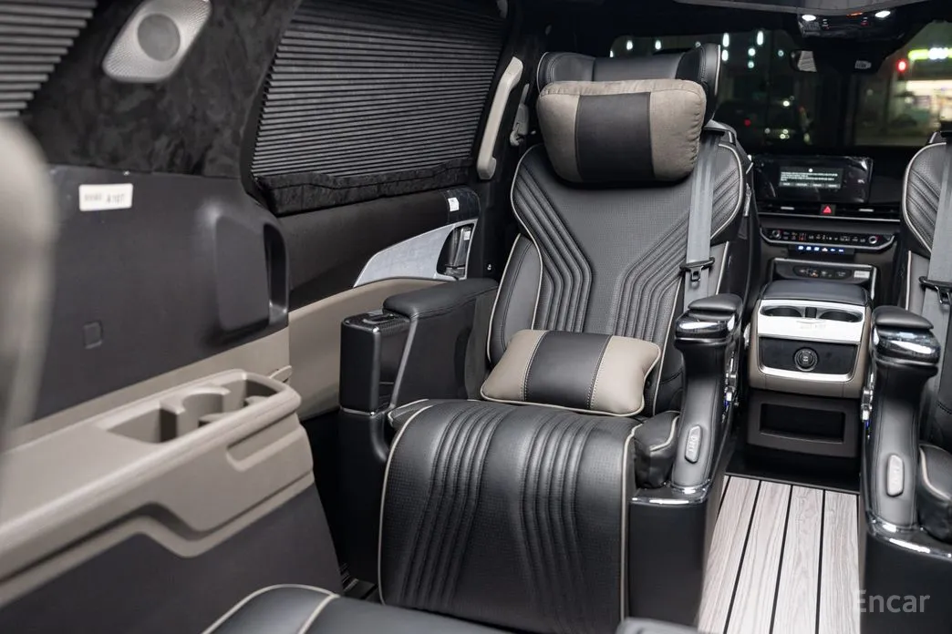 Фото 18 - Kia Carnival