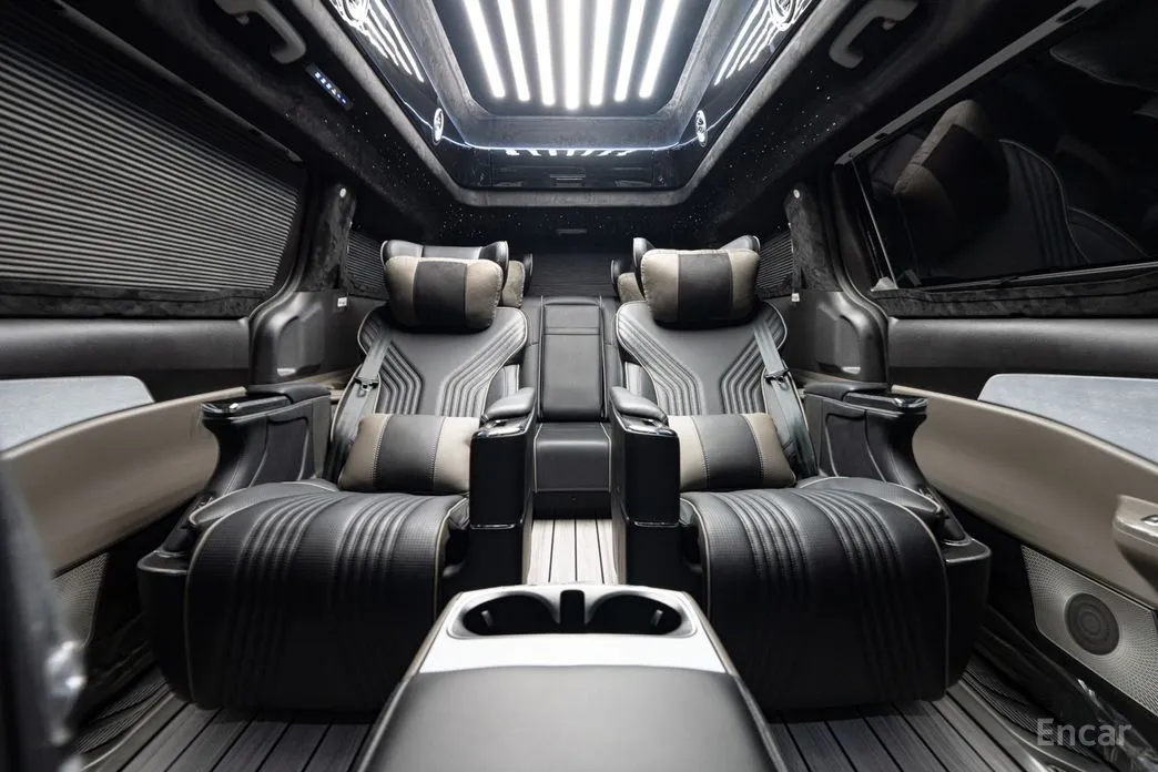 Фото 2 - Kia Carnival